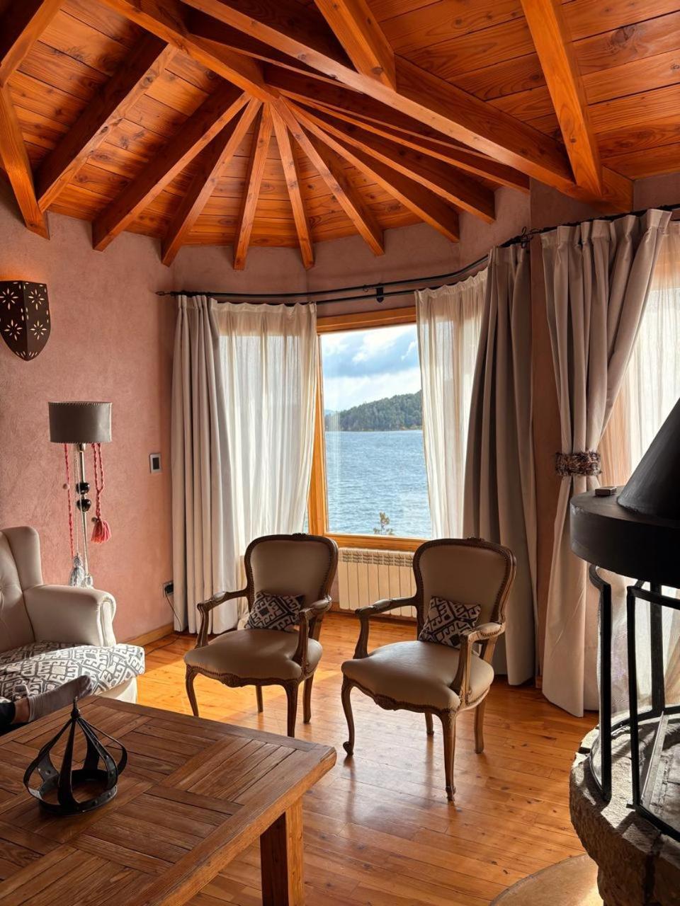 Lirolay Suites - Apart Hotel San Carlos de Bariloche Exterior foto