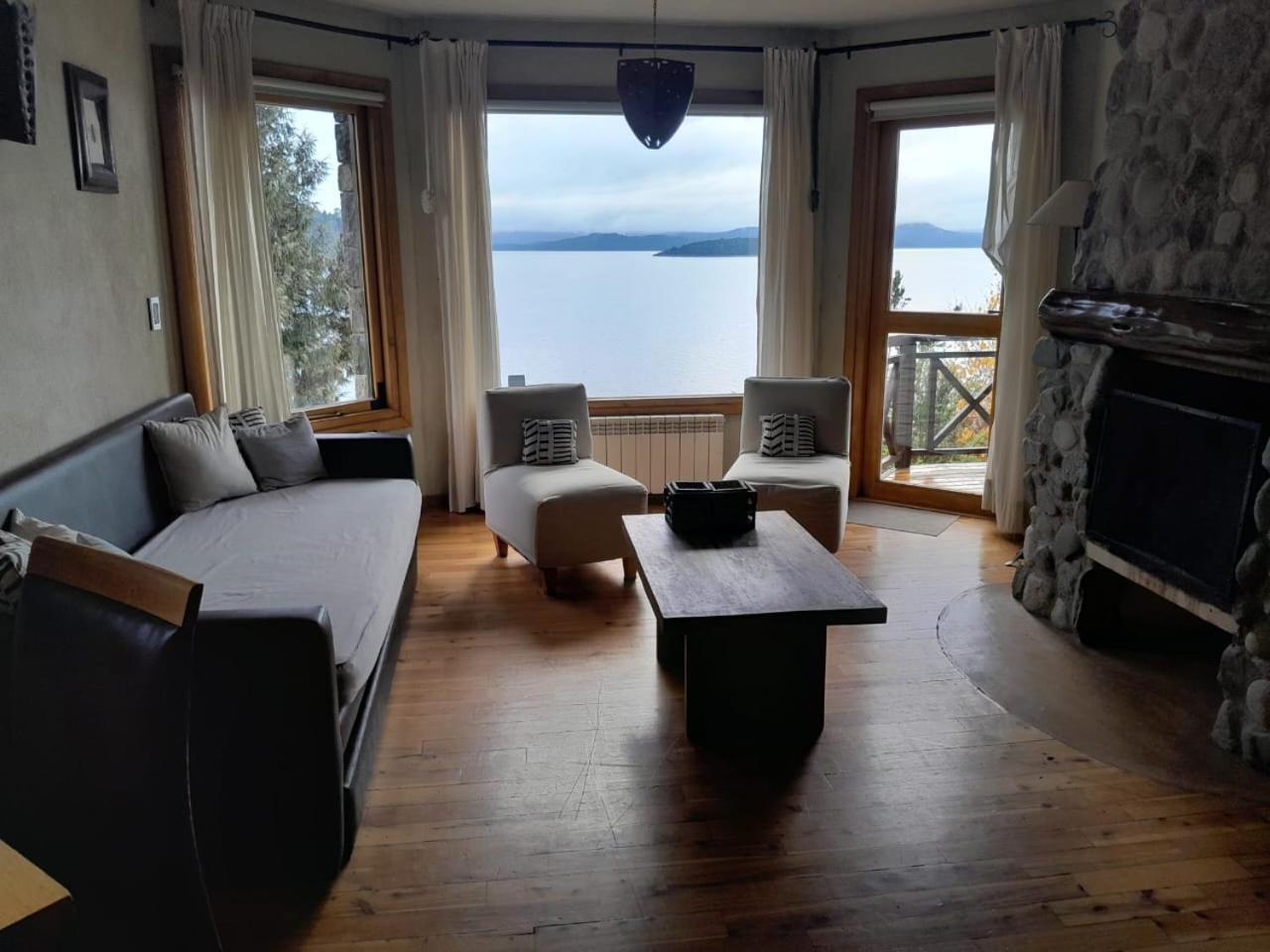 Lirolay Suites - Apart Hotel San Carlos de Bariloche Exterior foto